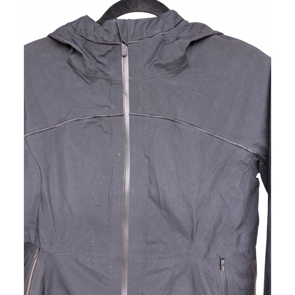 Lululemon Cloud Crush Rain Jacket Black Women's Size 6 - Picture 3 of 11